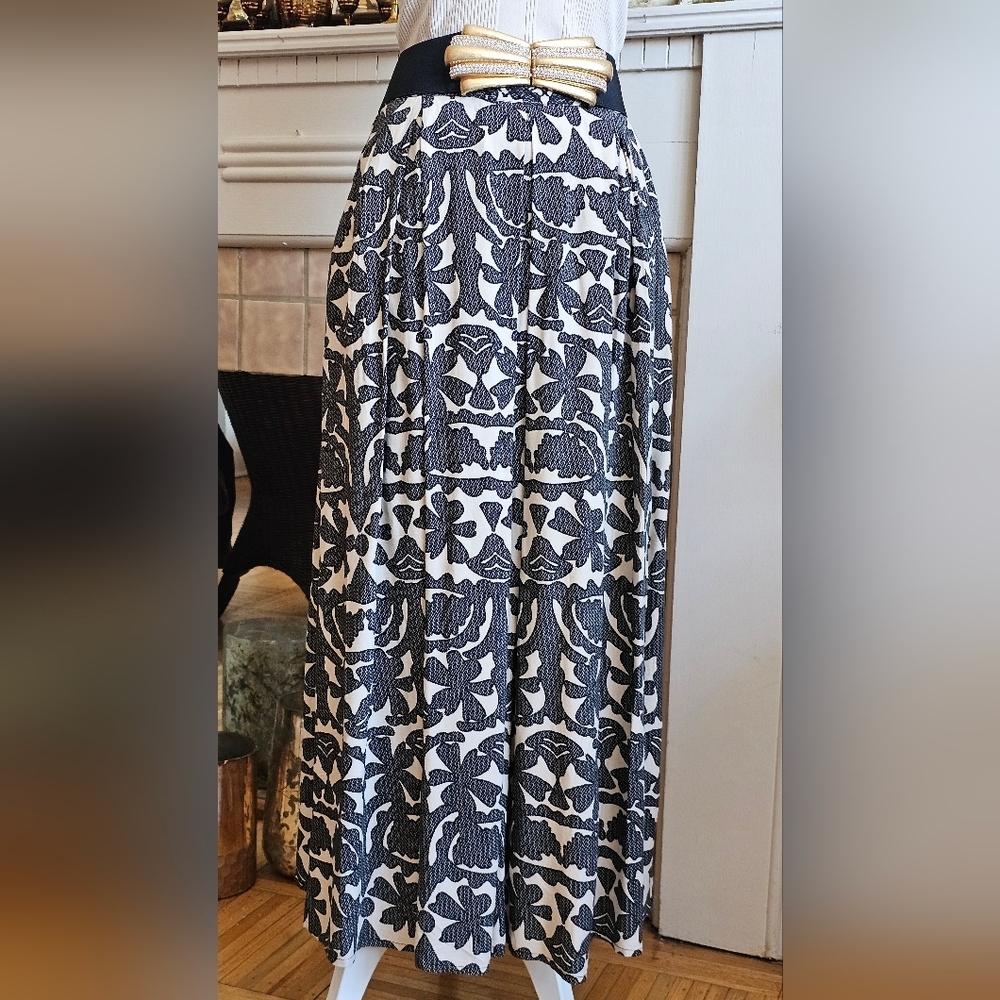 Tribal Pull-On Skirt With Pleats. Midi skirt.
